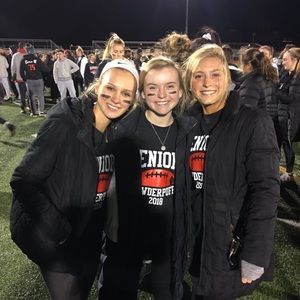 Meet your Posher, Carly